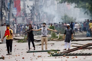 1581 people killed in the student movement