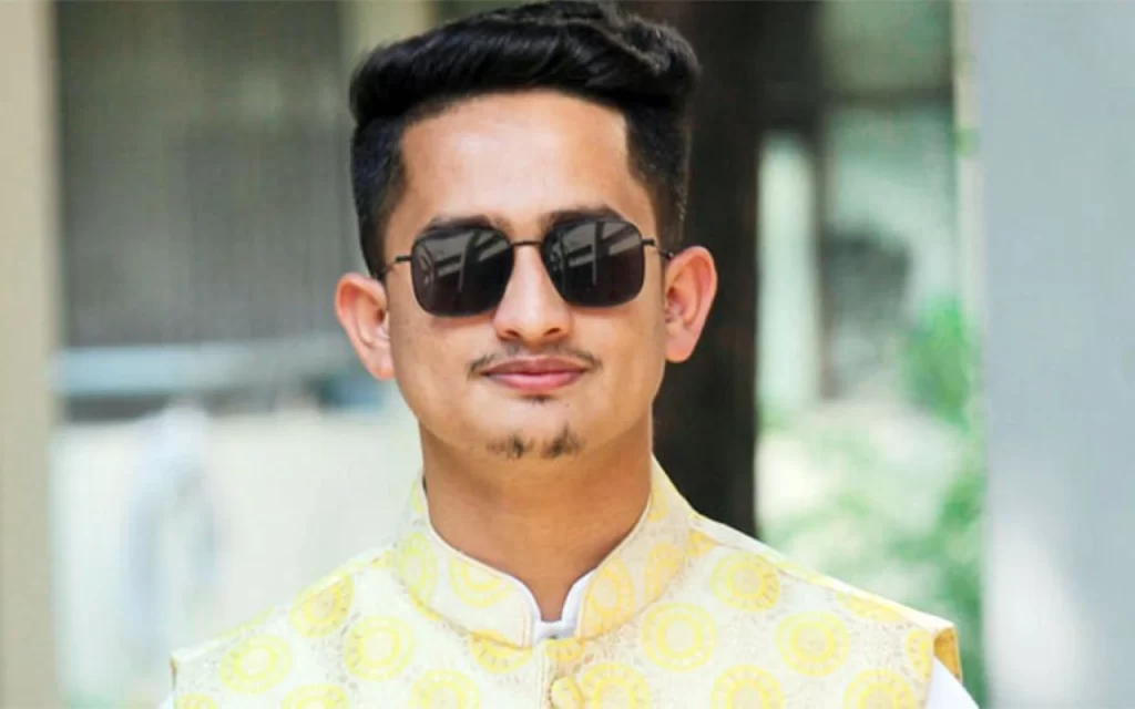 appointing pro-Awami DC